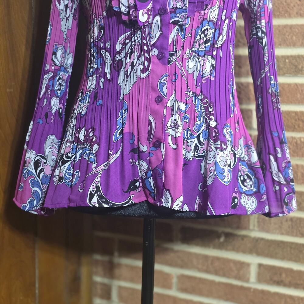 Sunny Leigh Pleated Ruffle Blouse M Purple Floral Paisley Long Sleeve Boho - Picture 3 of 7